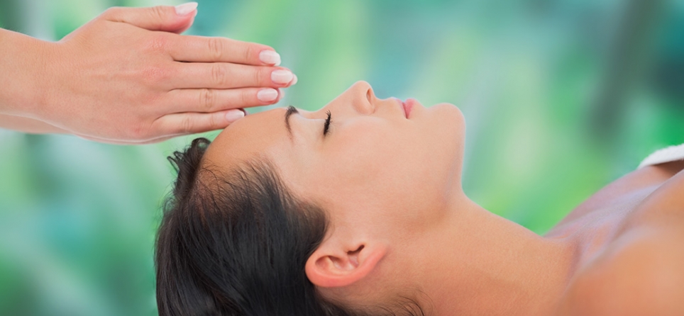 Reiki FAQ: A Quick Guide For Beginners